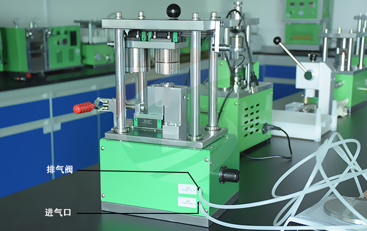圆柱电池封装机